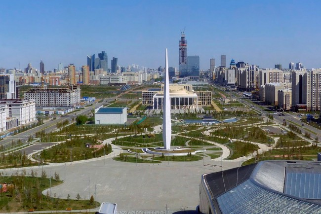 Obelisco-Expo-2017---Kazakhistan---Astana-Thumb